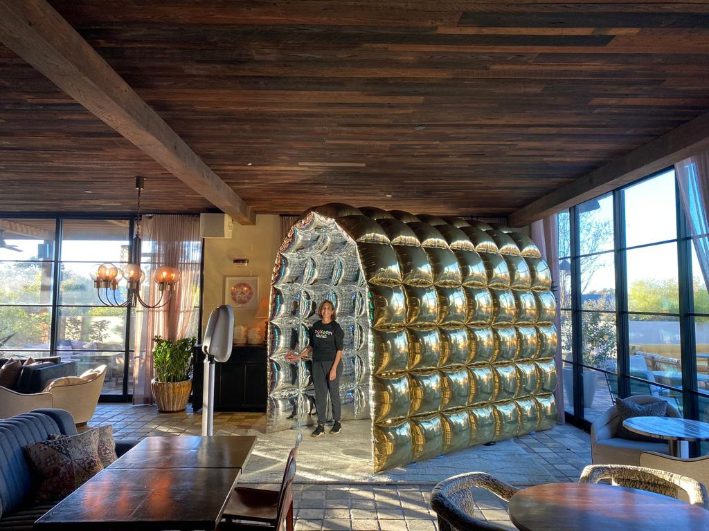 🎄 Make Your Holiday Party Unforgettable with Custom Balloon & Floral Décor in Austin