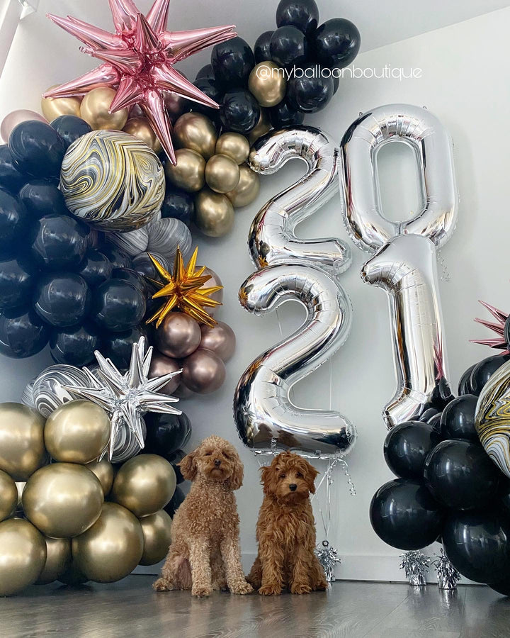Glam New Year Balloon Garland Backdrop