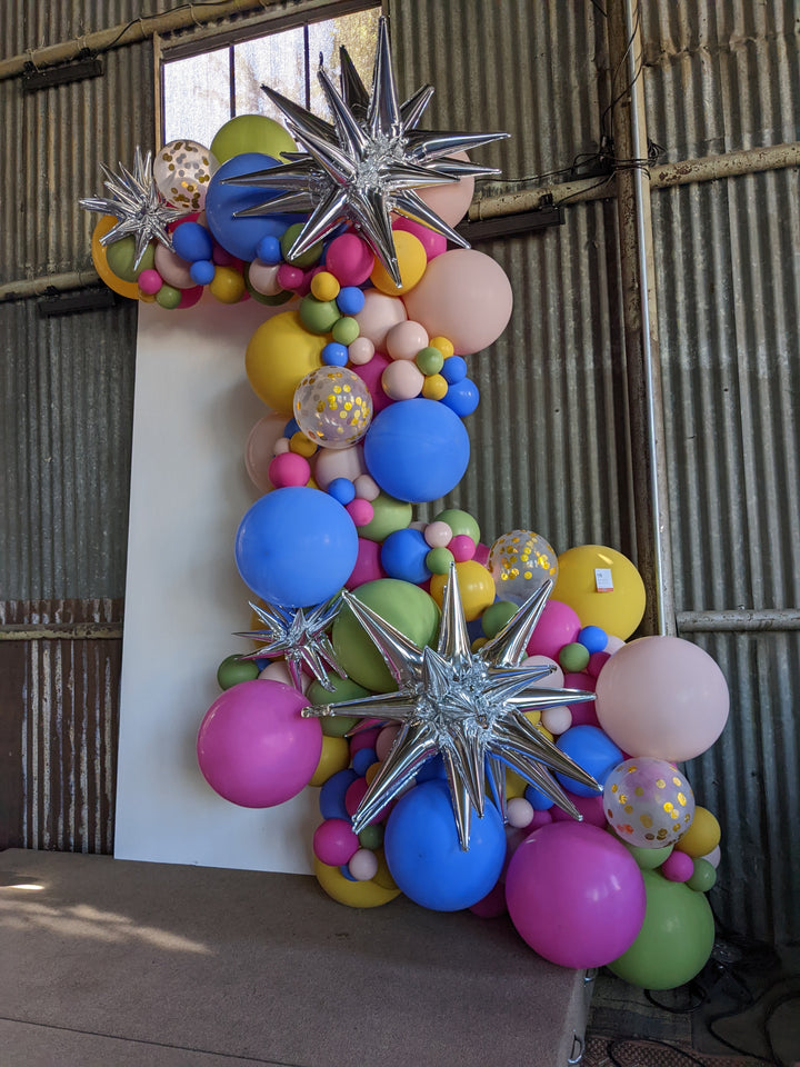 Spiky Garland w/magic stars