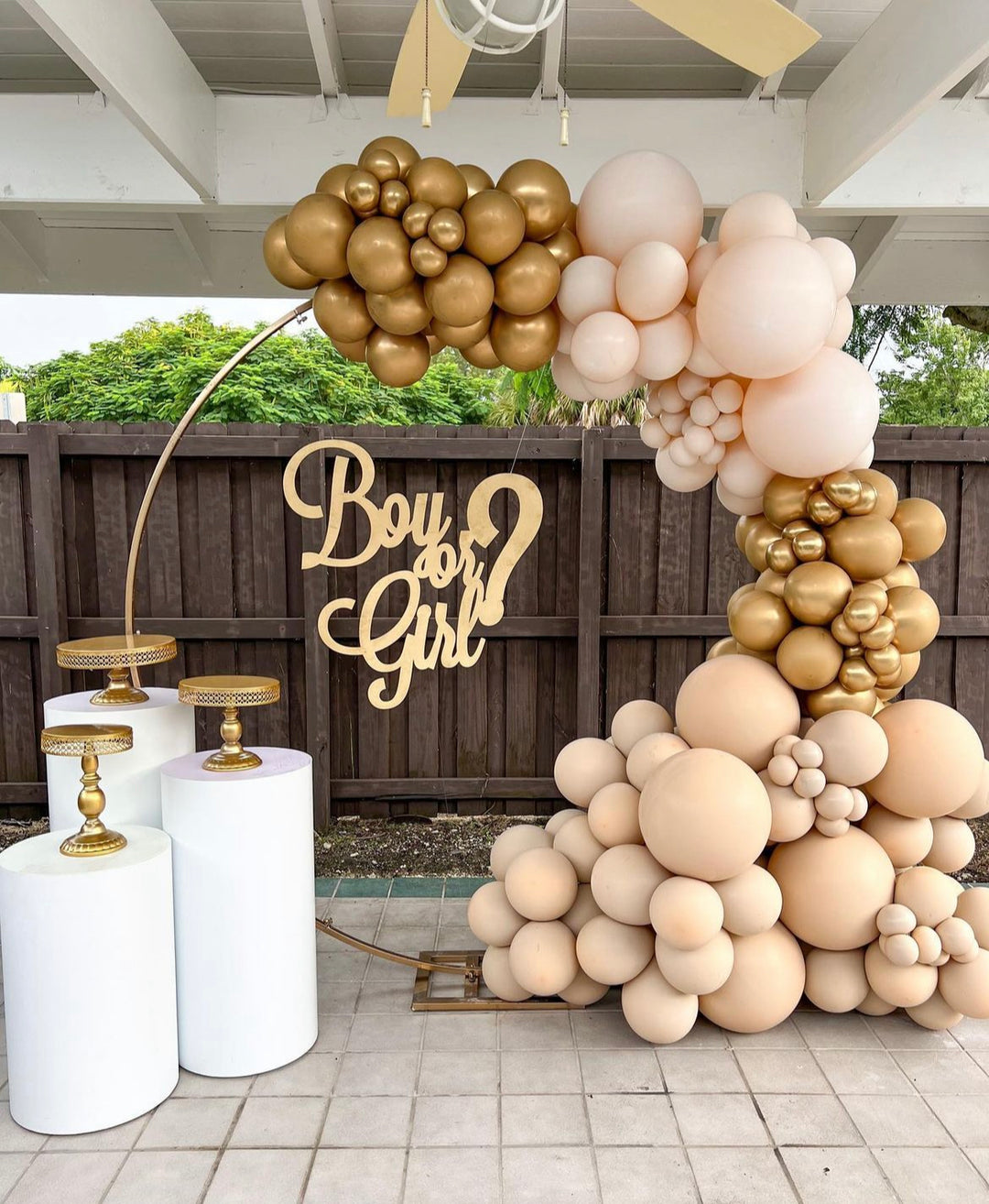 Giant arch stand- Just latex balloons – Balloon Boutique